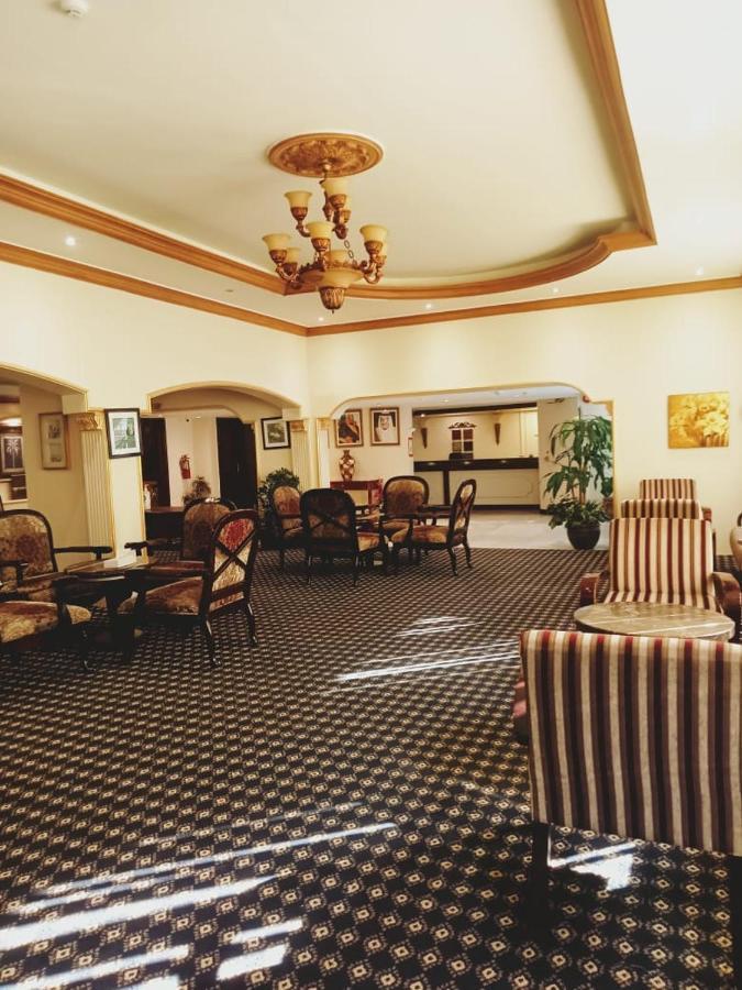 Aliqbal Hotel Khobar Buitenkant foto